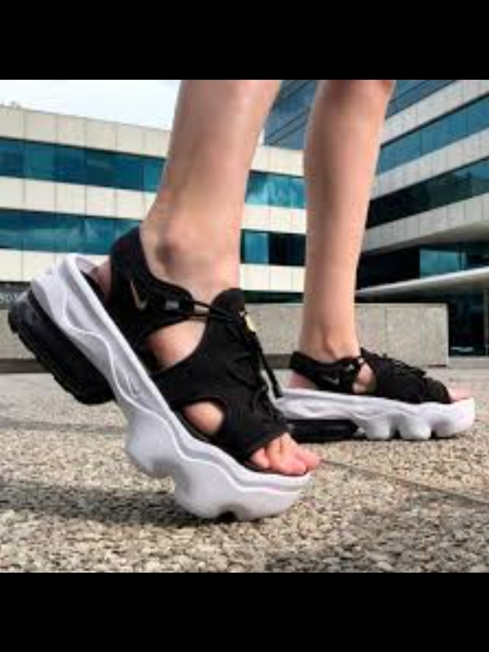 Nike Air Max KoKo Sandal Shoes Womens Size 8 Black/White/Gold CI8798-002 New